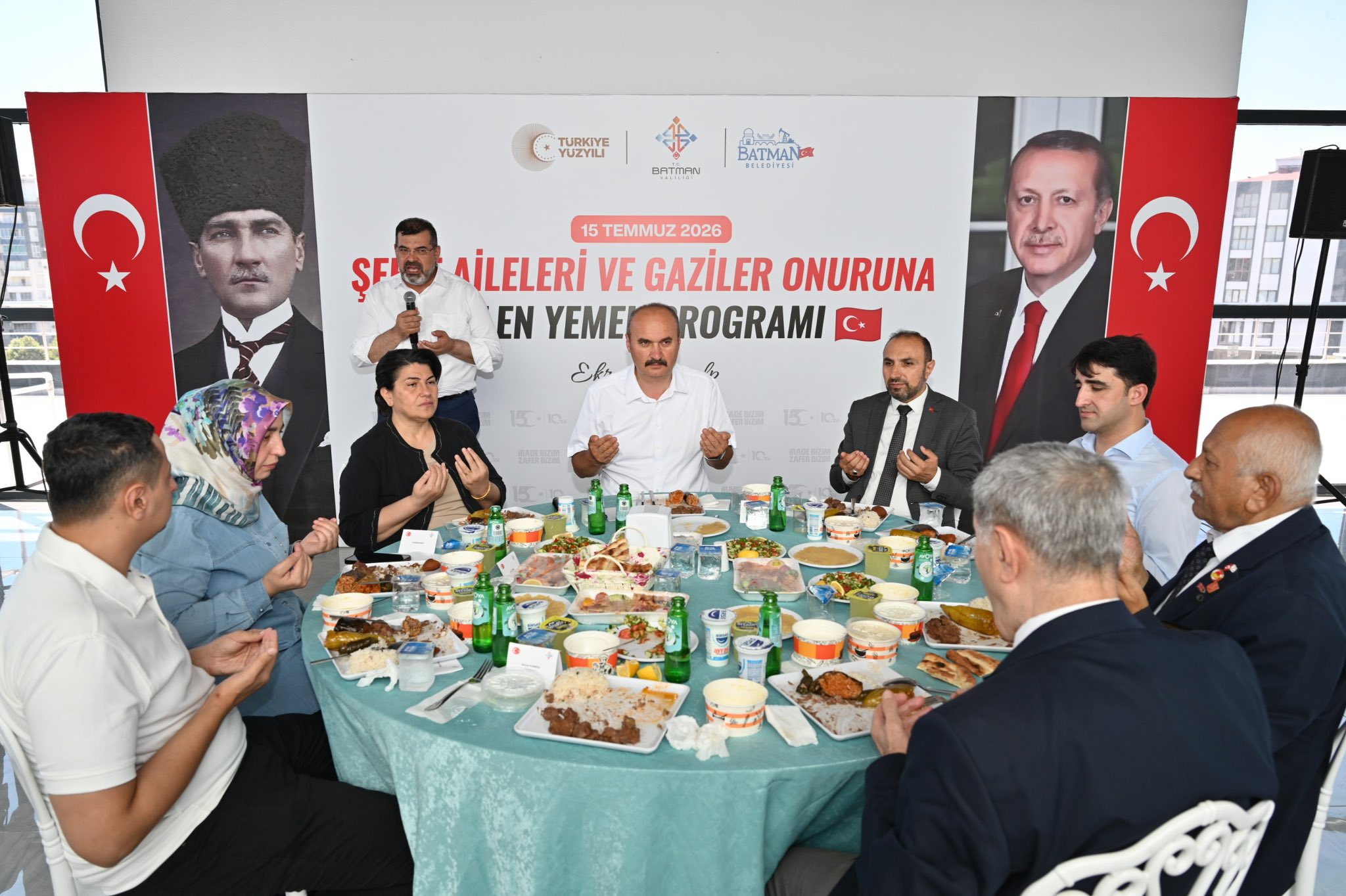 Vali Canalp, Şehit Aileleri ve Gazilerle Bir Araya Geldi