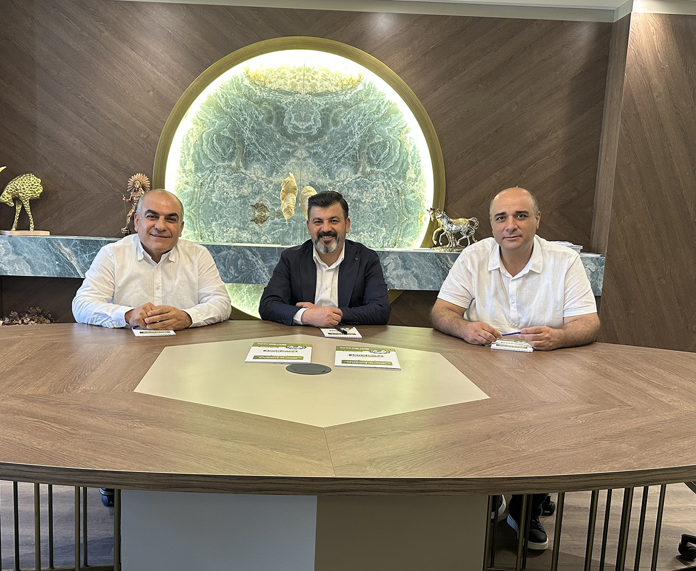 FERDİ KURT KADROSUNU GÜÇLENDİRİYOR: NASIROĞLU VE YURTTAŞ MECLİS ÜYESİ ADAYI OLDU