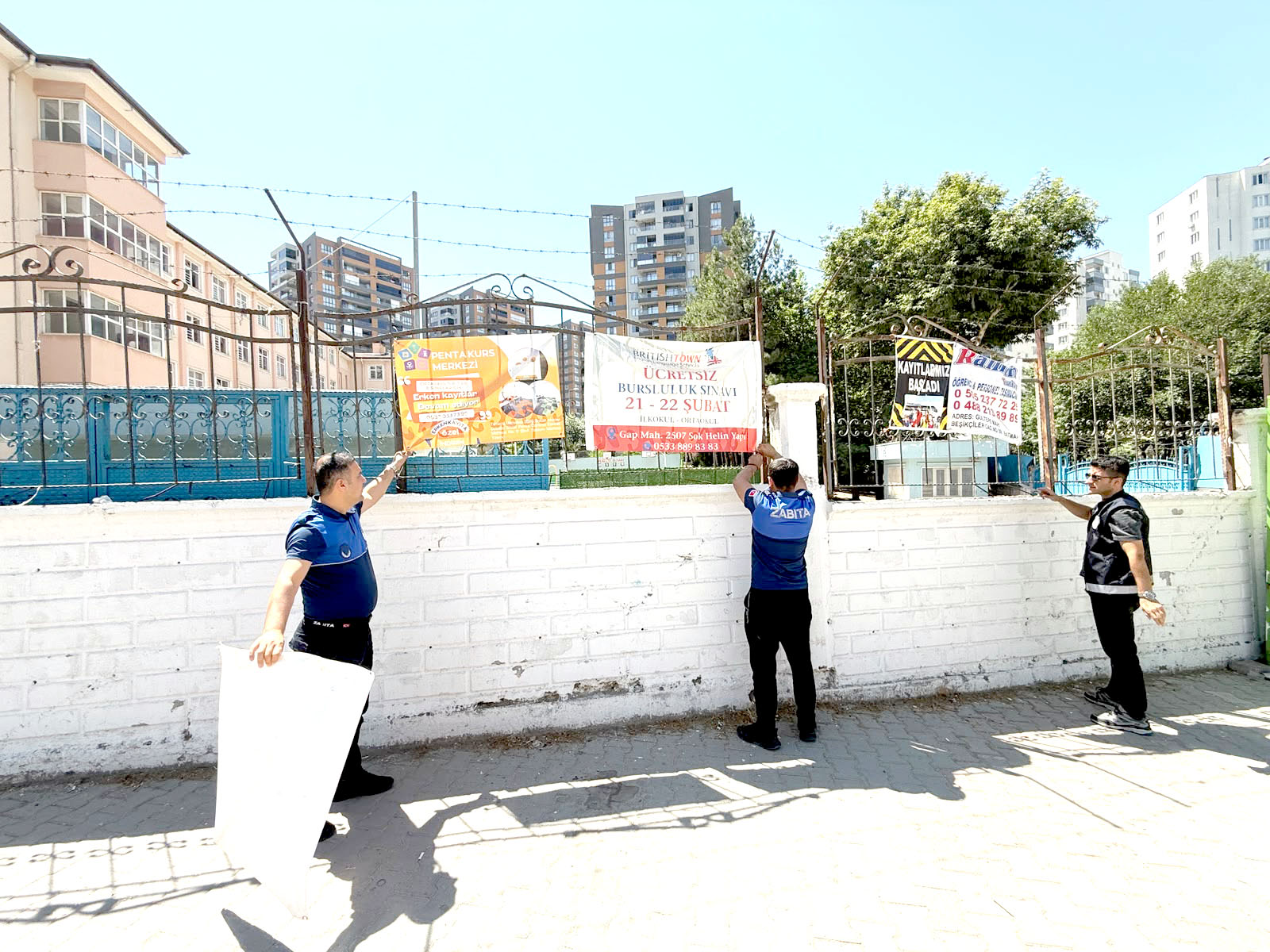 Zabıtadan Görüntü Kirliliğine Müdahale