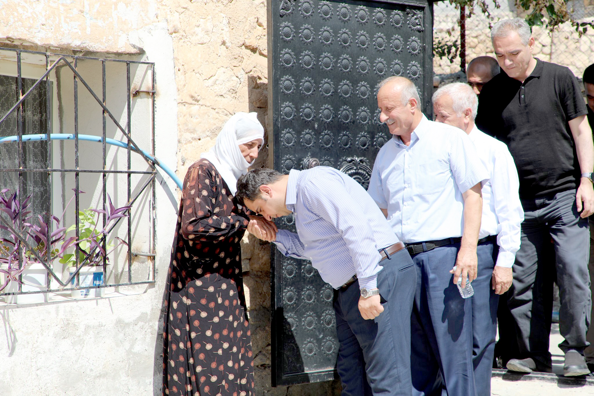 Hasankeyf Kaymakamı Böyük’ten Şehit Ailelerine Anlamlı Buluşma