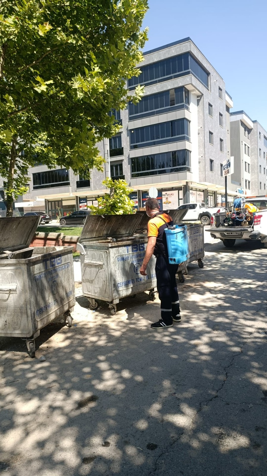 Altyapı Hatları ve Rögarlarda Kapsamlı İlaçlama