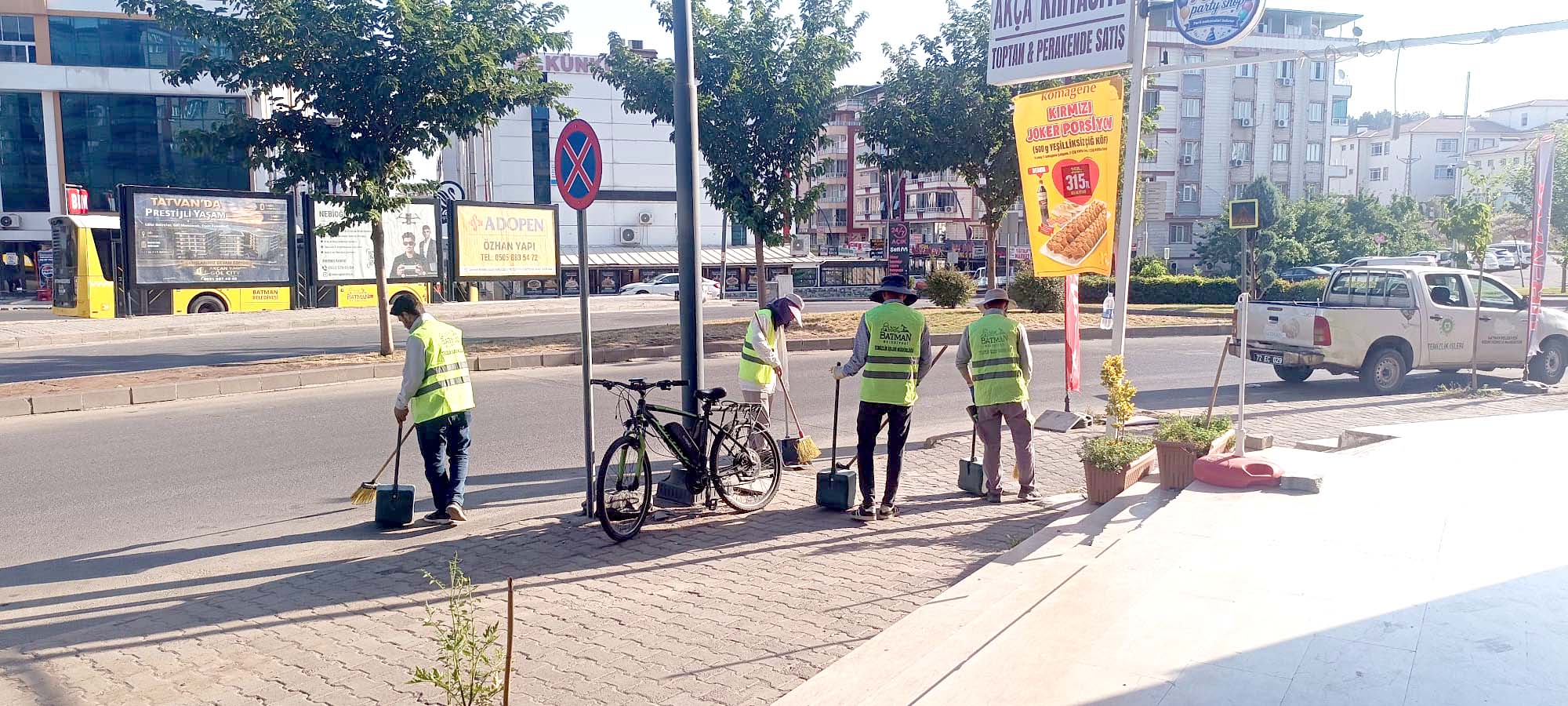Belediyeden kent genelinde temizlik mesaisi