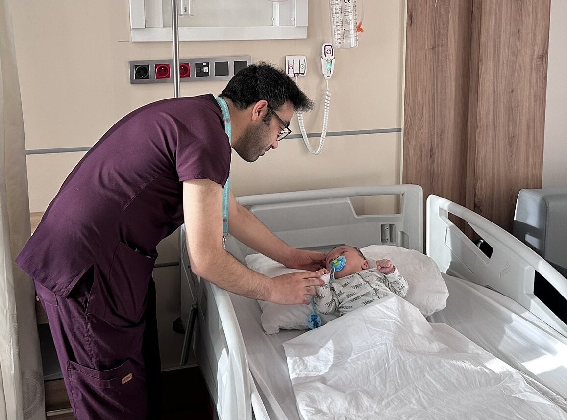 2 Aylık Mervan Başarılı Ameliyatla Sağlığına Kavuştu