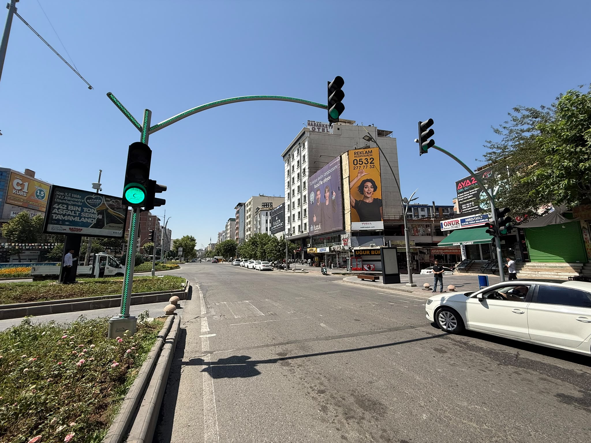 Batman’da Trafik Levhaları ve Sinyalizasyon Yenileniyor