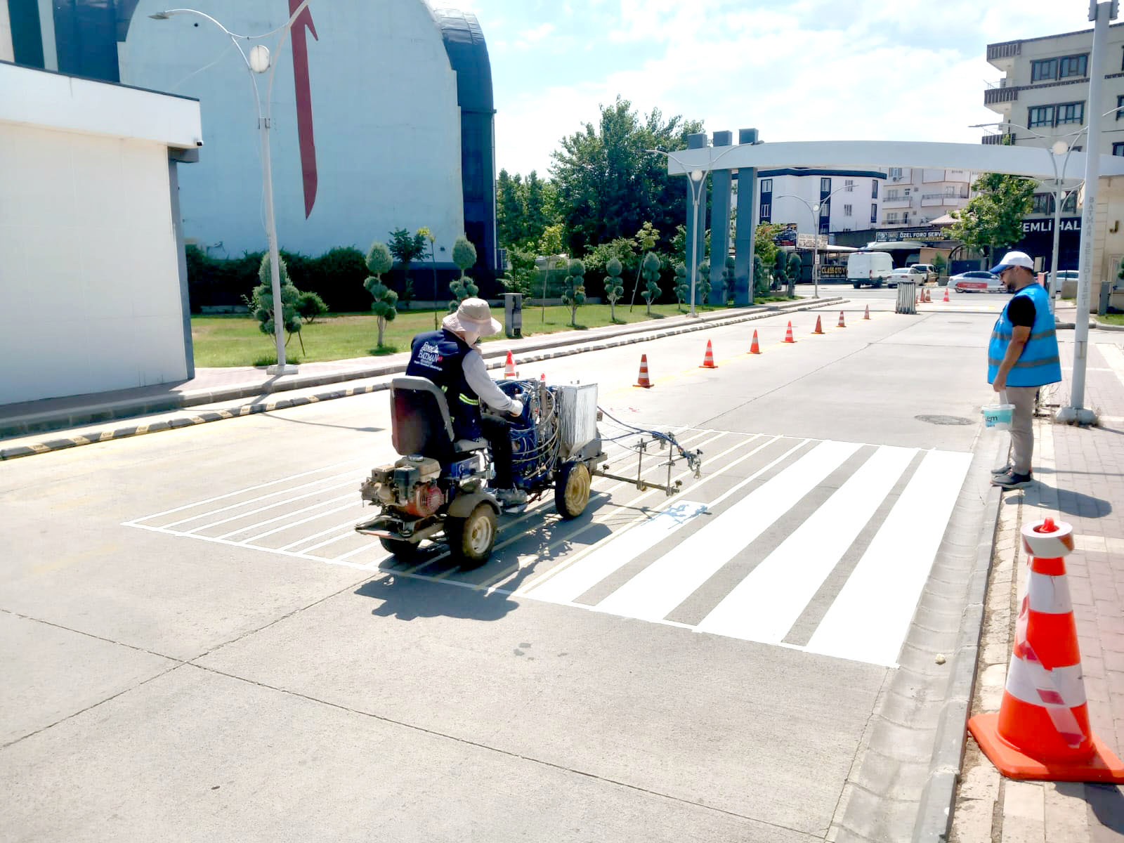Trafik işaretleri baştan sona yenileniyor