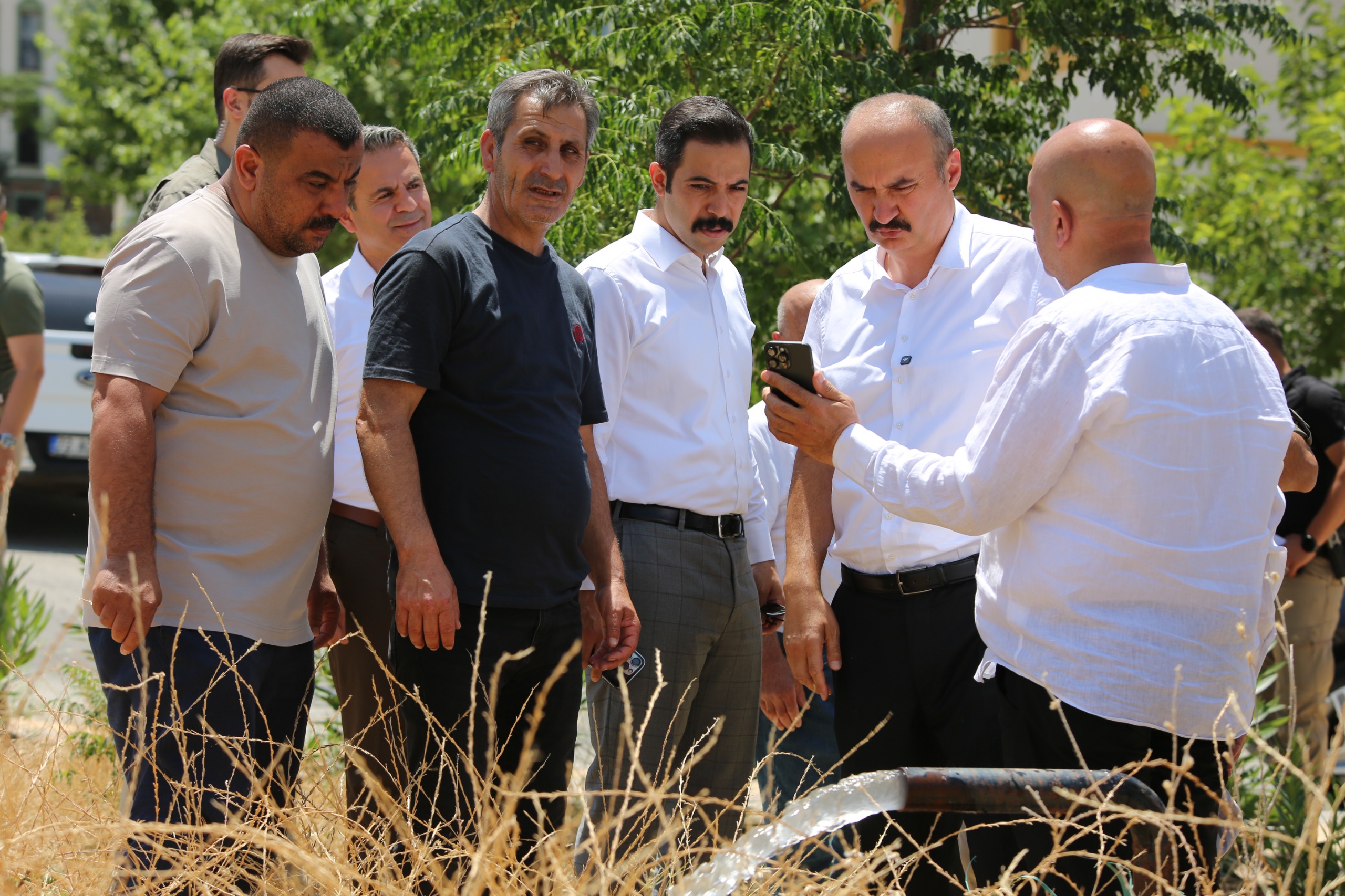 Vali Canalp, Yenişehir TOKİ’de Su Kuyularını İnceledi