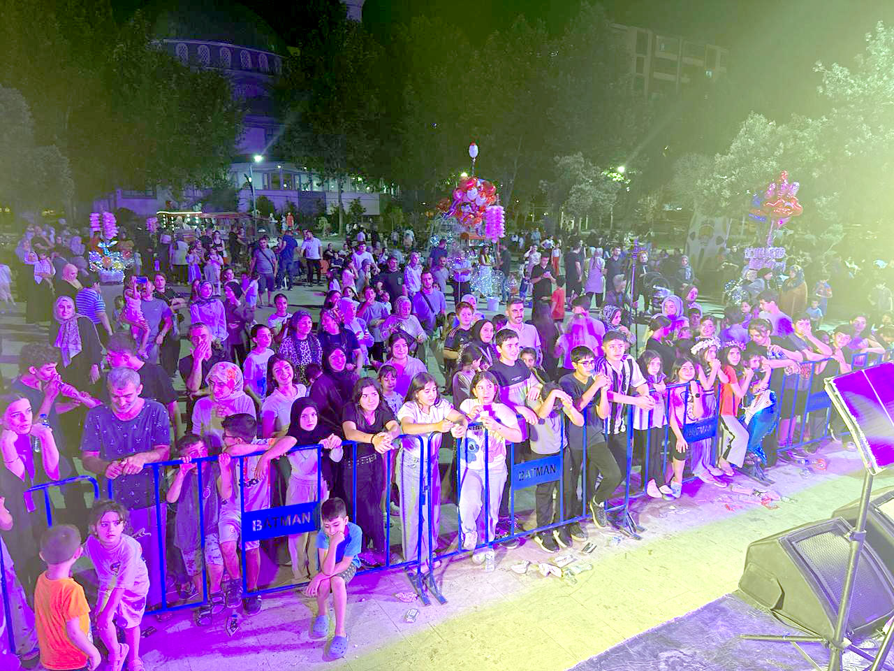 Yaz Akşamı Su Parkı’nda Müzik ve Eğlenceyle Buluştu