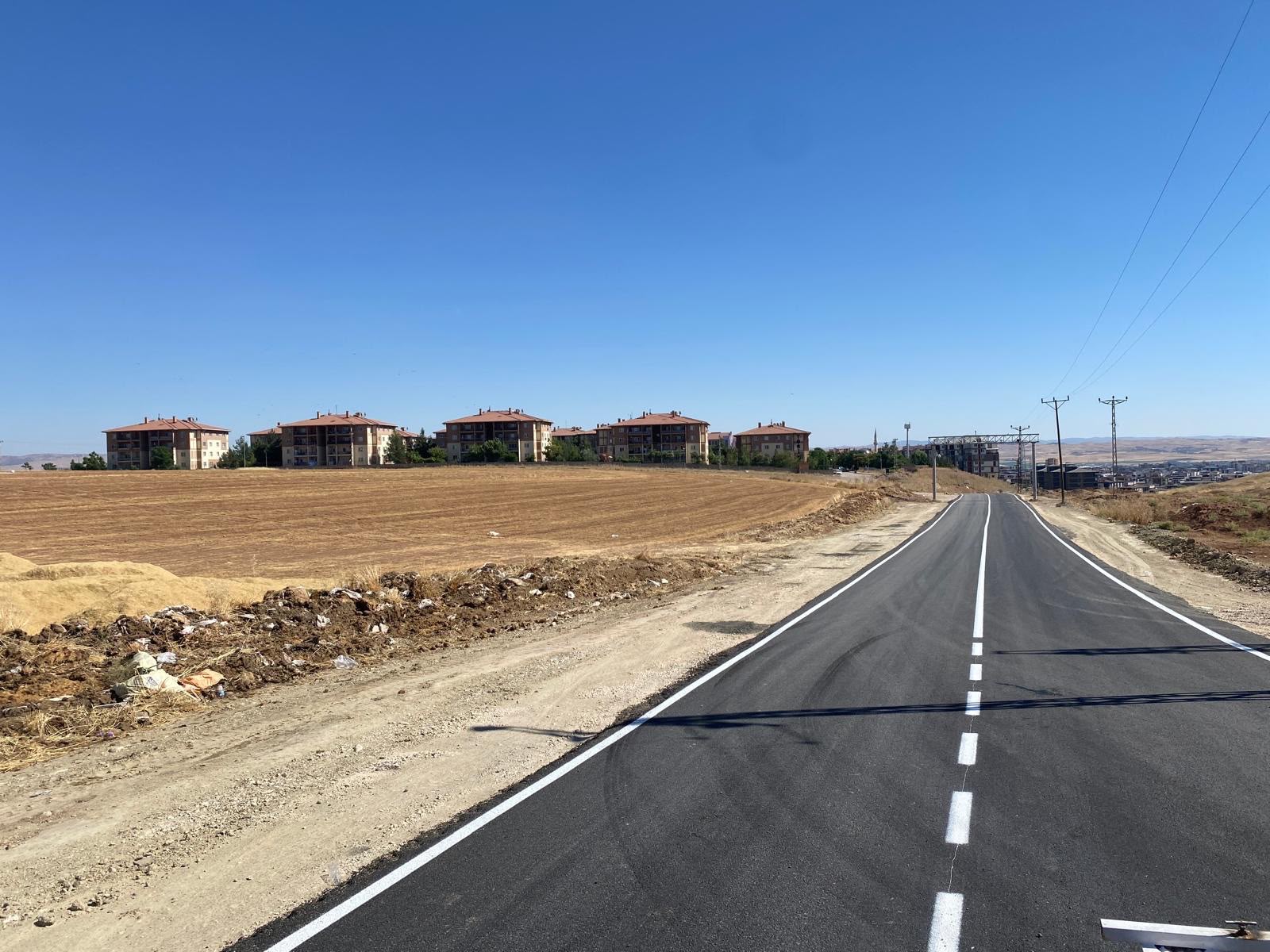 Yeni Kent Mezarlığı Bağlantı Yolu Sıcak Asfaltla Yenilendi