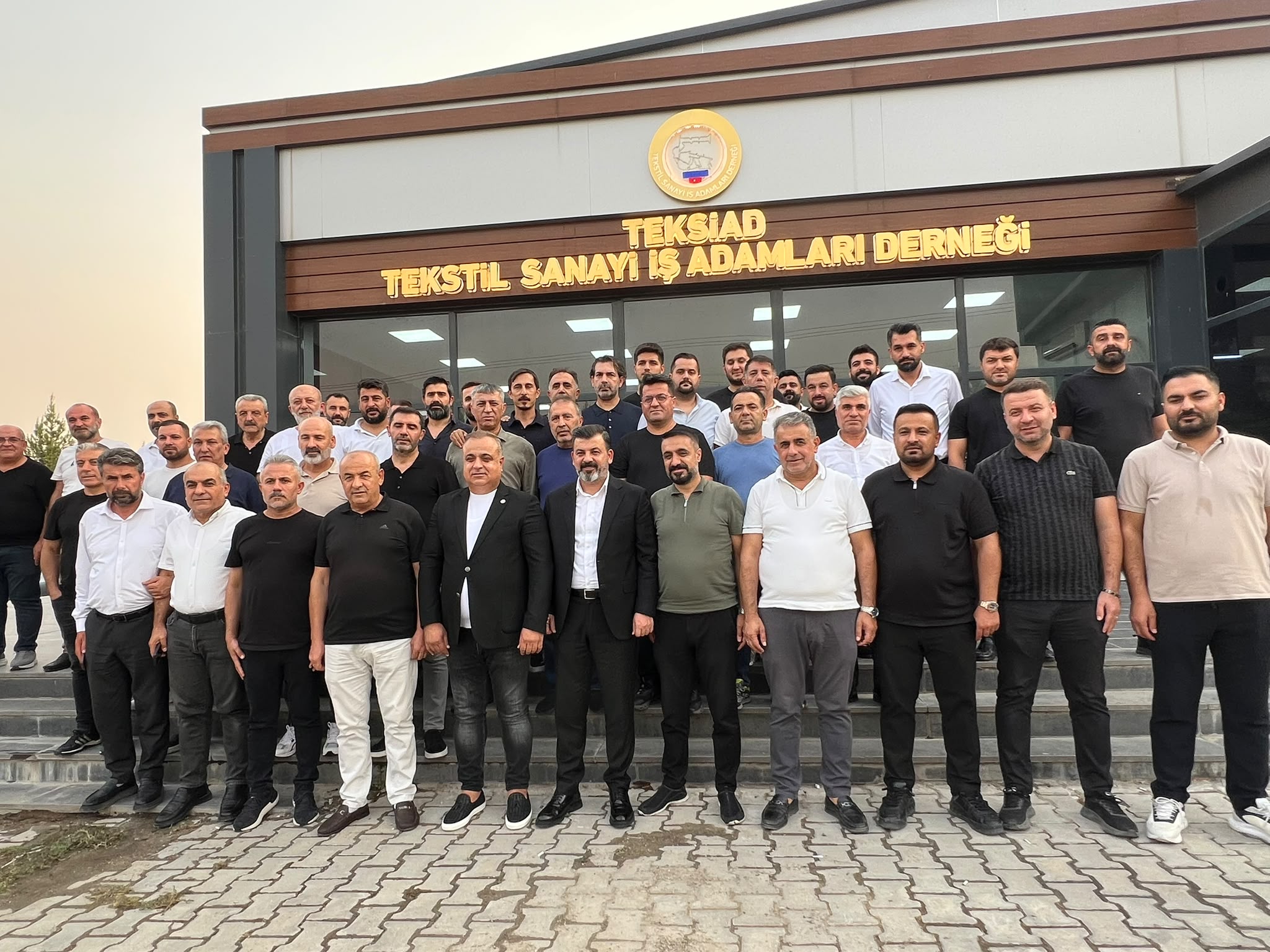 BATSO Başkan Adayı Ferdi Kurt’a Tekstil Sektöründen destek