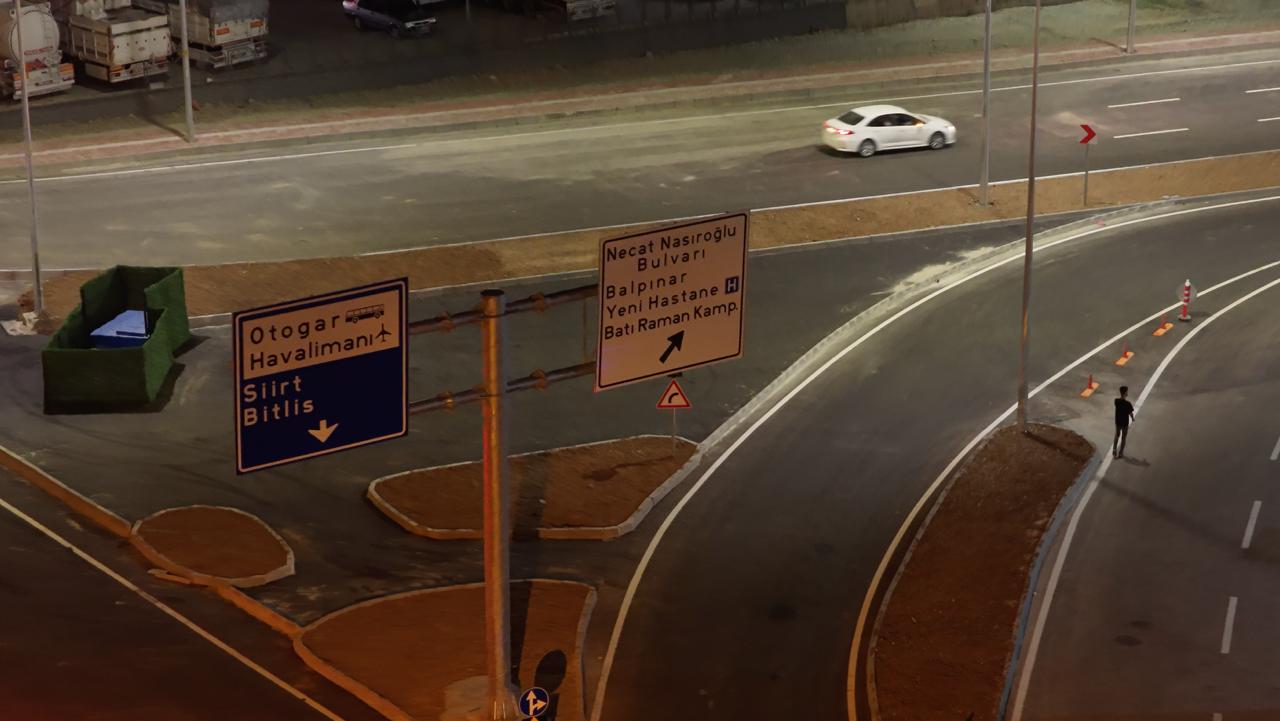 Necat Nasıroğlu Bulvarı’nda Trafik Düzenlemesi Tamamlandı