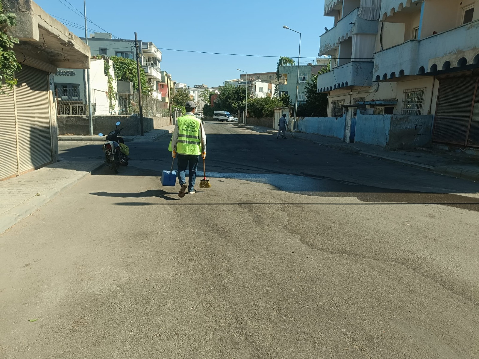 Batman Belediyesi Temizlik Çalışmalarına Hız Kesmeden Devam Ediyor