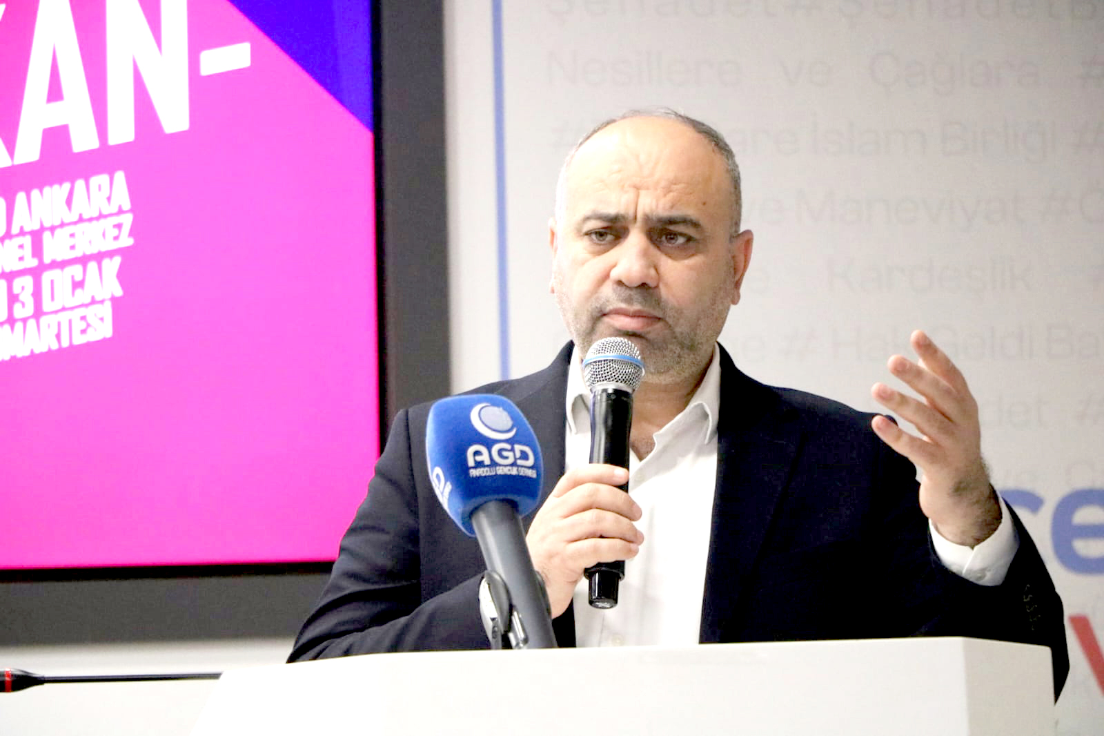 Lokman Özkan’dan Mevlid Kandili mesajı “Ümmetin birlikteliğine vesile olsun”