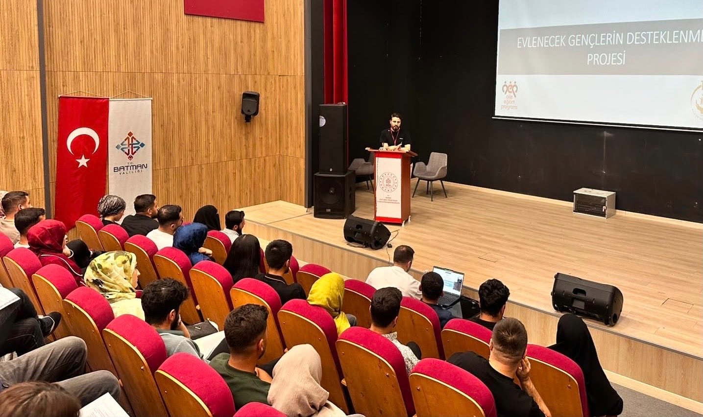 Evlenecek Gençlere Evlilik Öncesi Eğitim Desteği