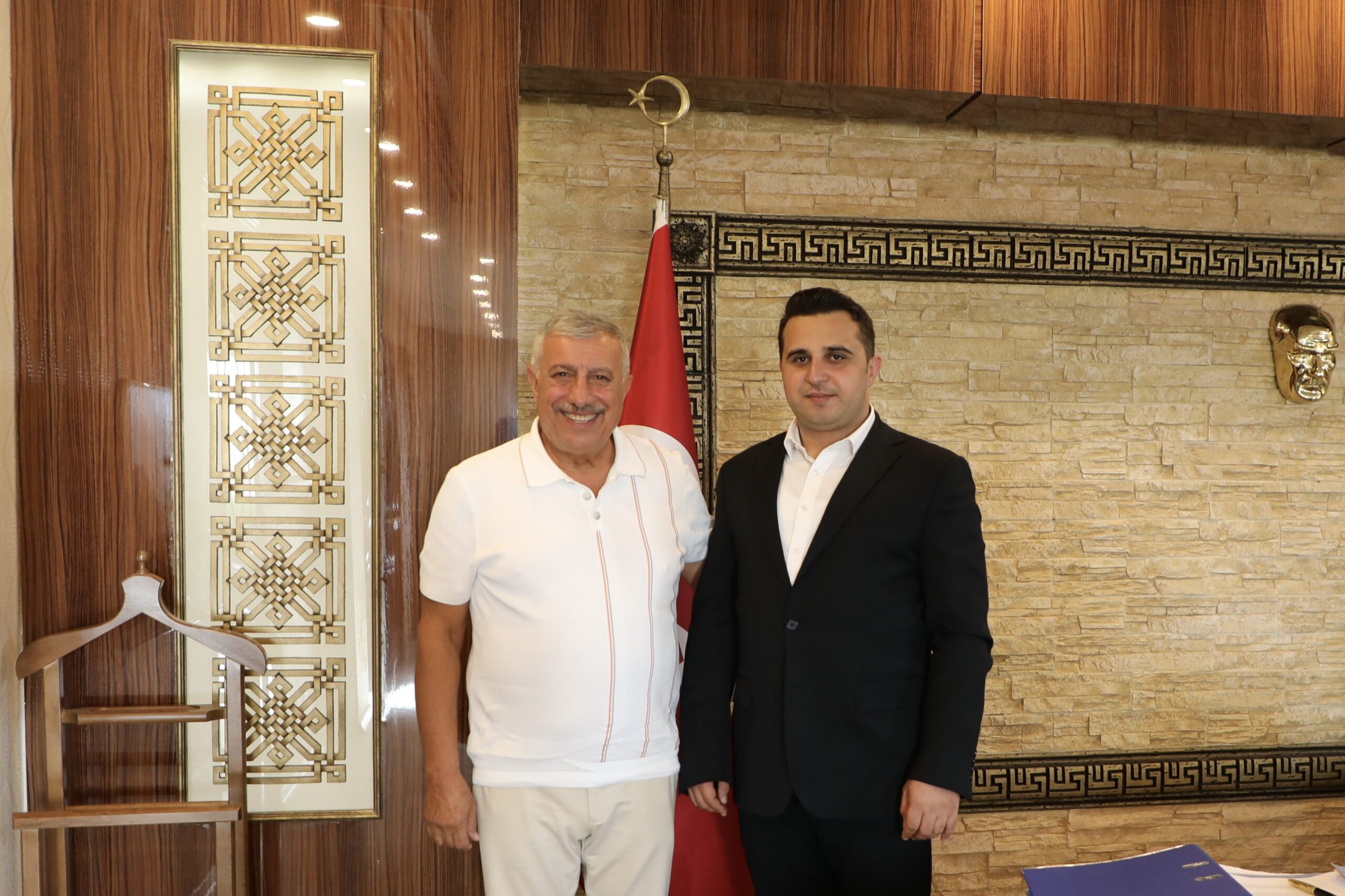Faris Özdemir’den Kaymakam Böyük’e Ziyaret