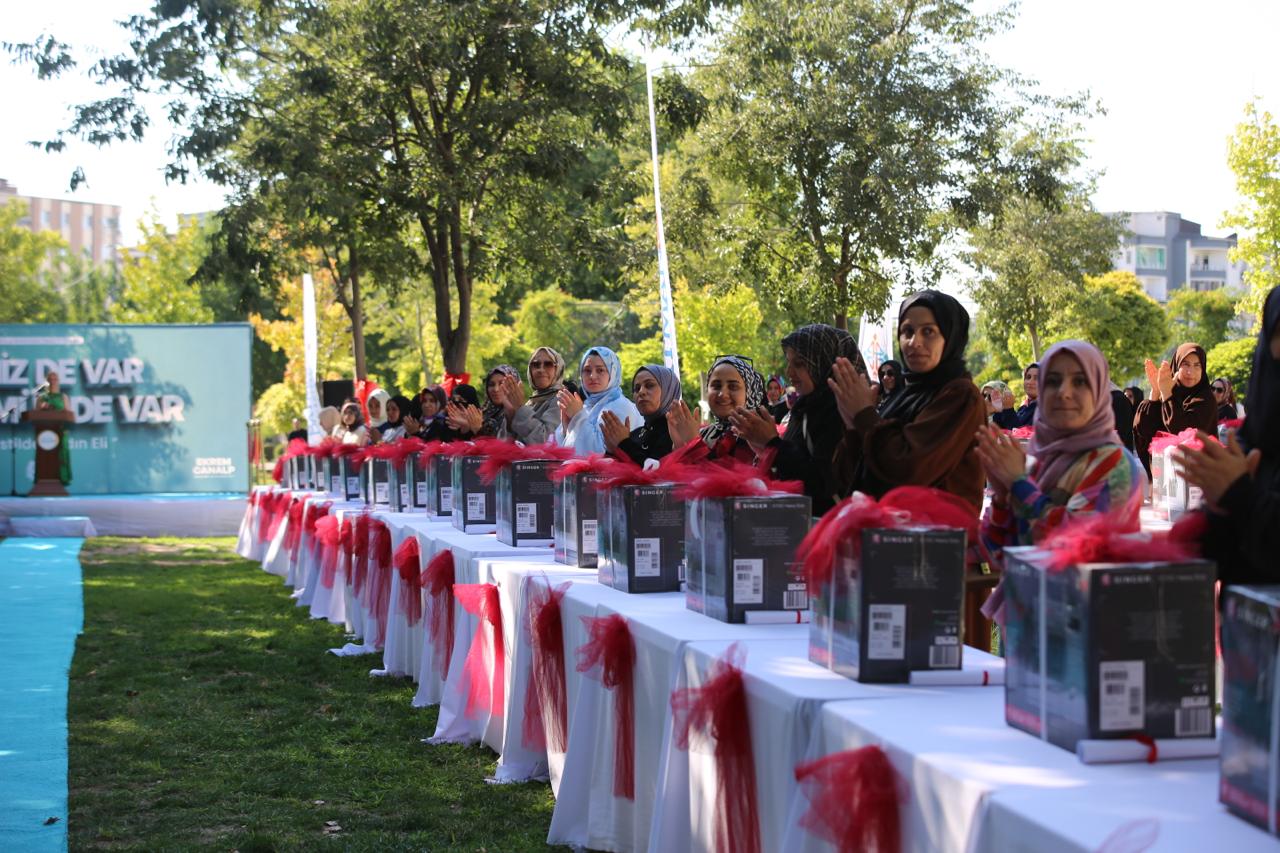 120 Kadına Dikiş Makinesi Desteği