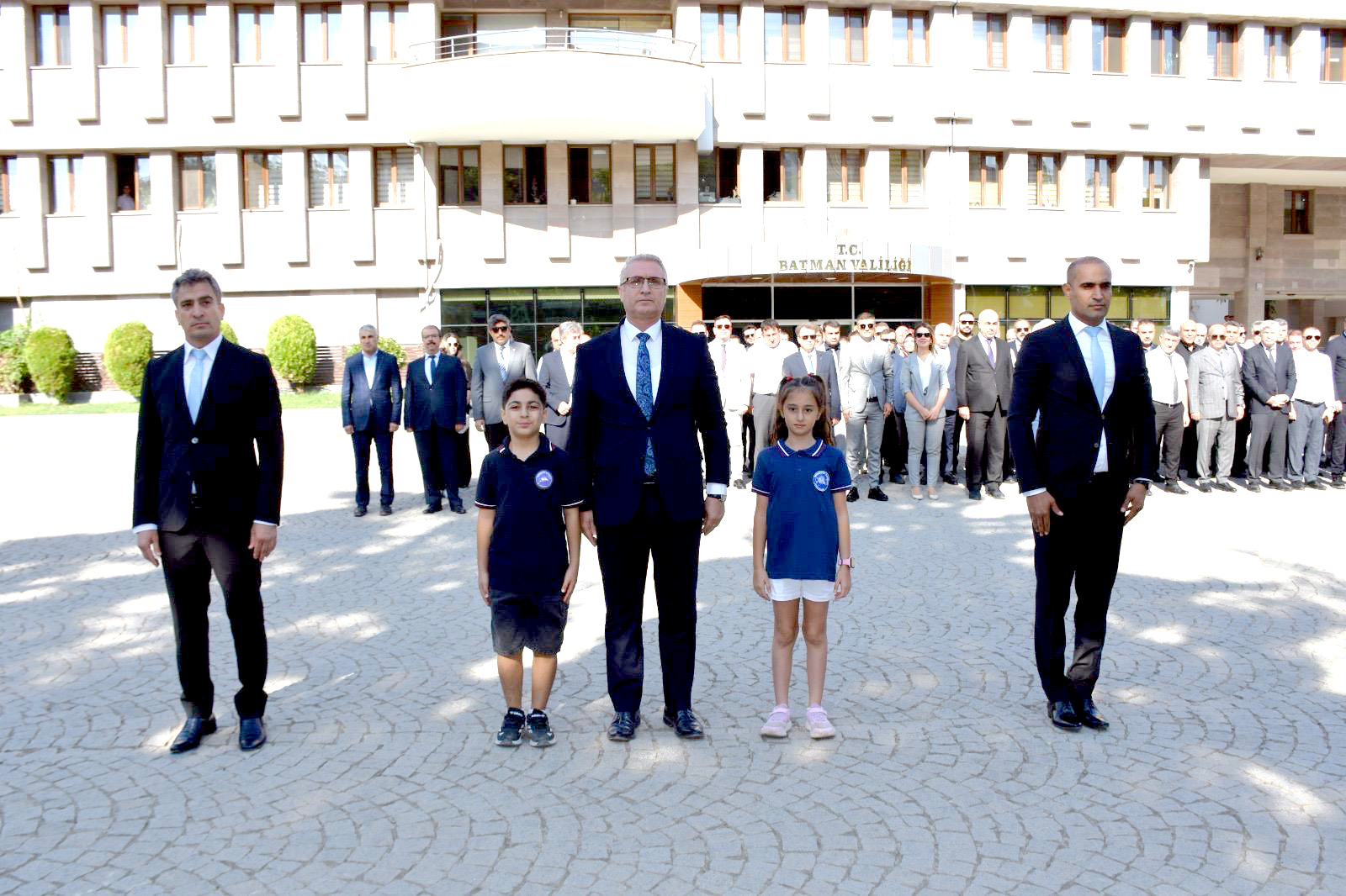 İlköğretim Haftası çelenk töreniyle başladı