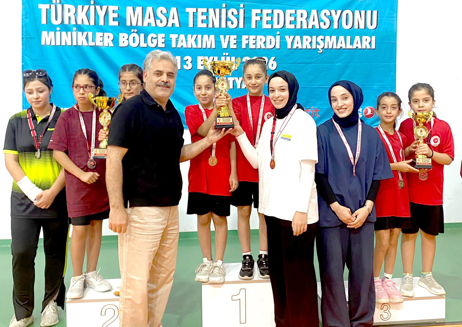 Petrolspor masa tenisinde çifte şampiyonluk
