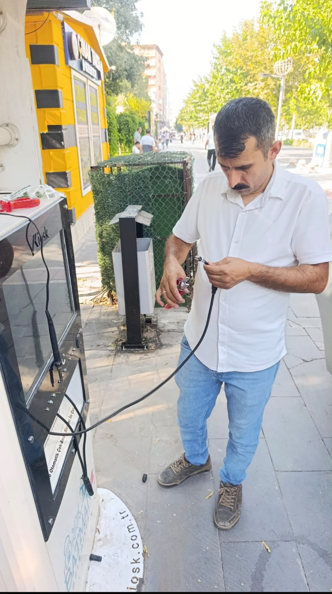 Engelli şarj istasyonları düzenli kontrol ediliyor