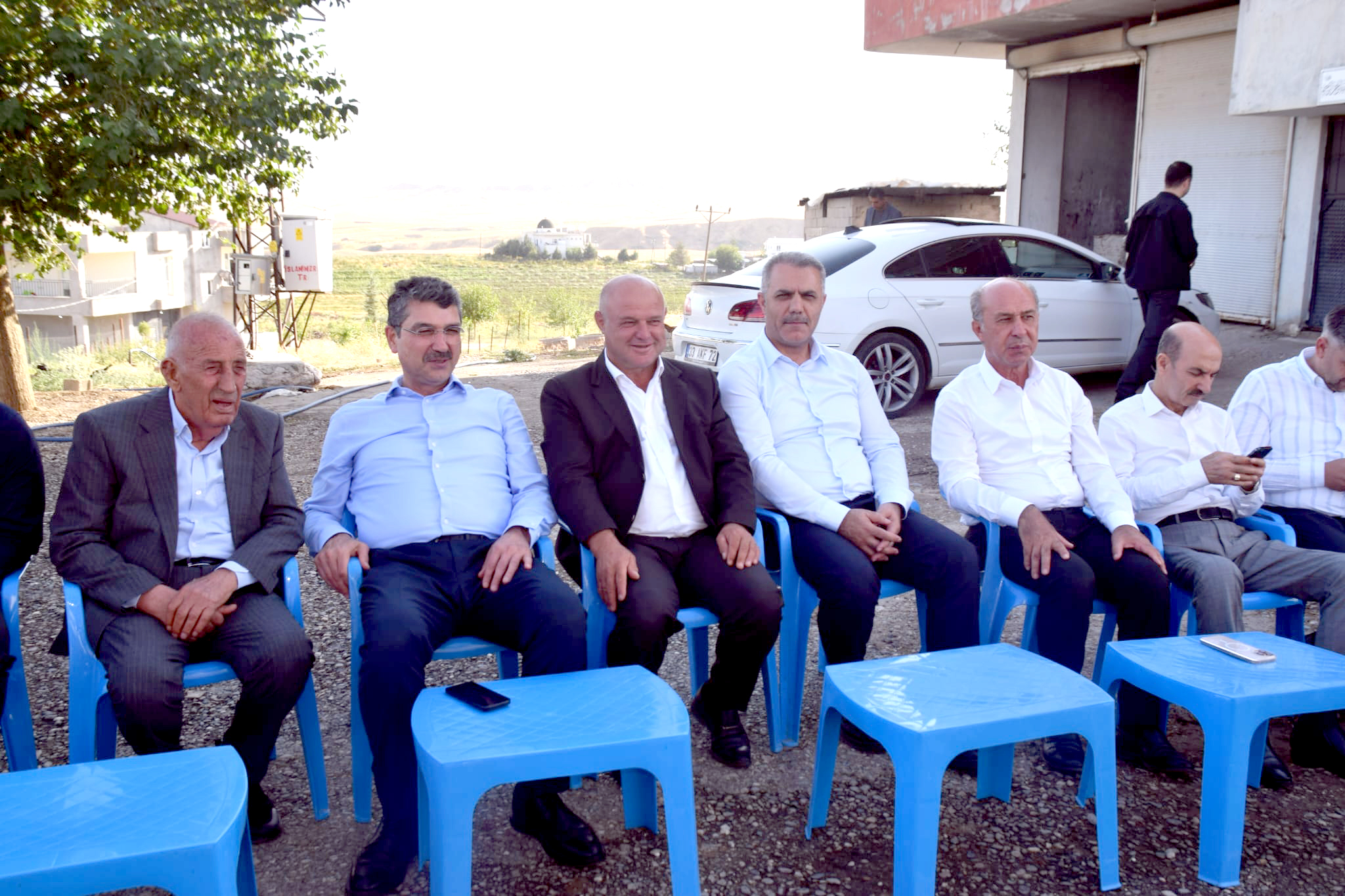 Nasıroğlu, Eskihamur köyünde vatandaşlarla buluştu