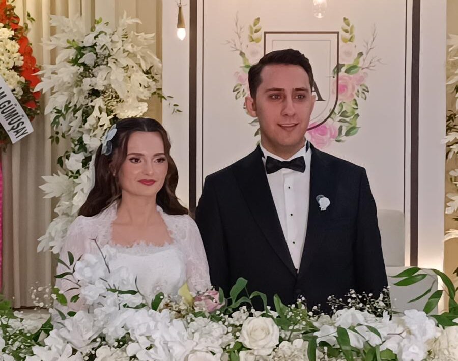 EKMEN VE DURUK AİLESİNİN GÖRKEMLİ DÜĞÜNÜ