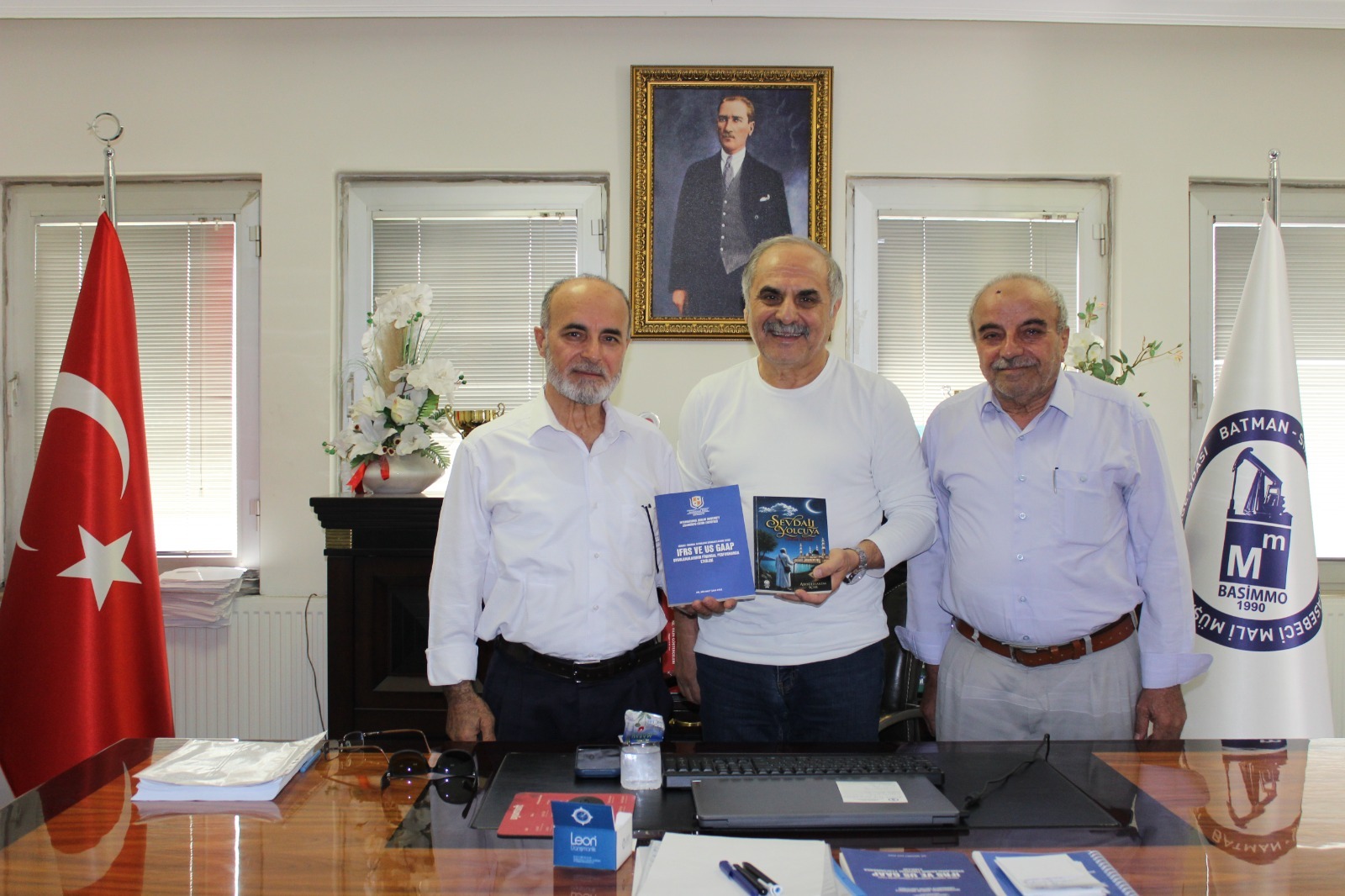 Batmanlı Yazar İçer’in “Sevdalı Yolcuya” Kitabı Raflarda