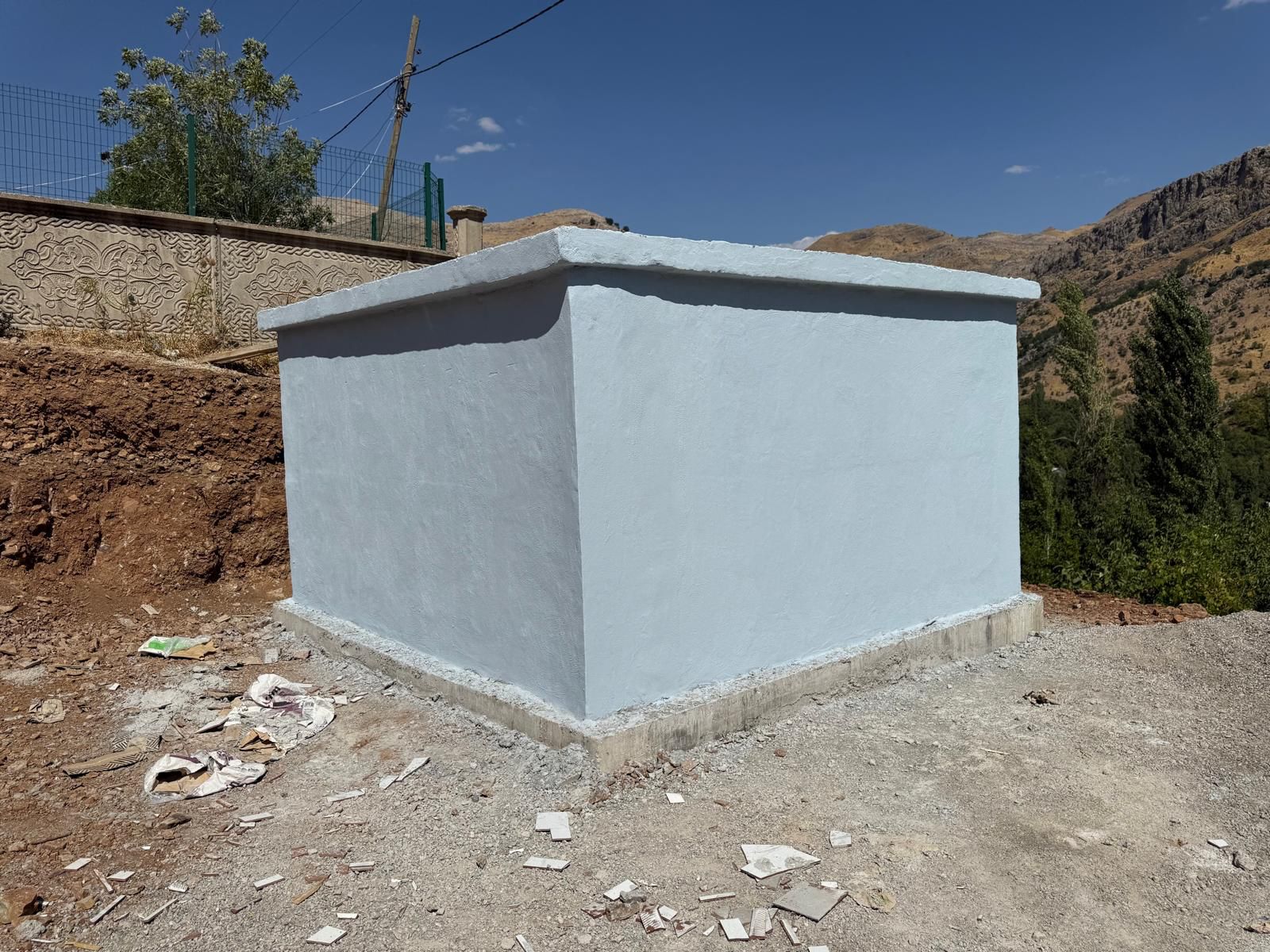 Kozluk Geçitaltı Köyü’ne 20 tonluk içme suyu deposu