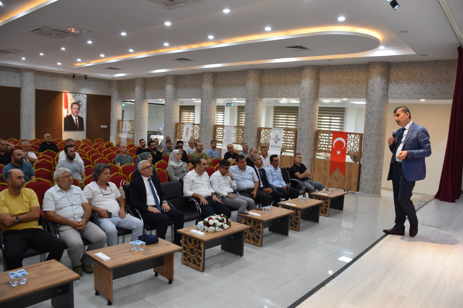 Öğretmenliğe Dönen Eğitimcilere Eğitim Semineri