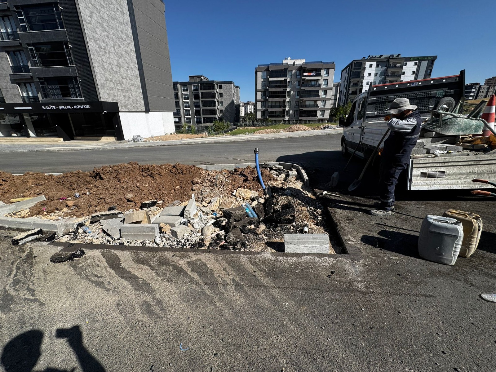 Batman’da yol seferberliği: Ekipler kentin dört bir yanında çalışıyor