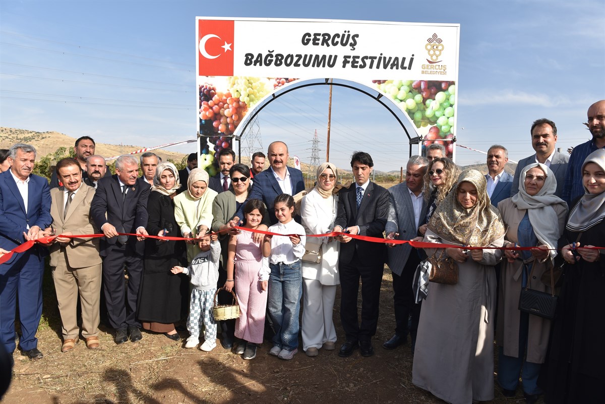Gercüş’te Bağbozumu Festivali’ne büyük ilgi