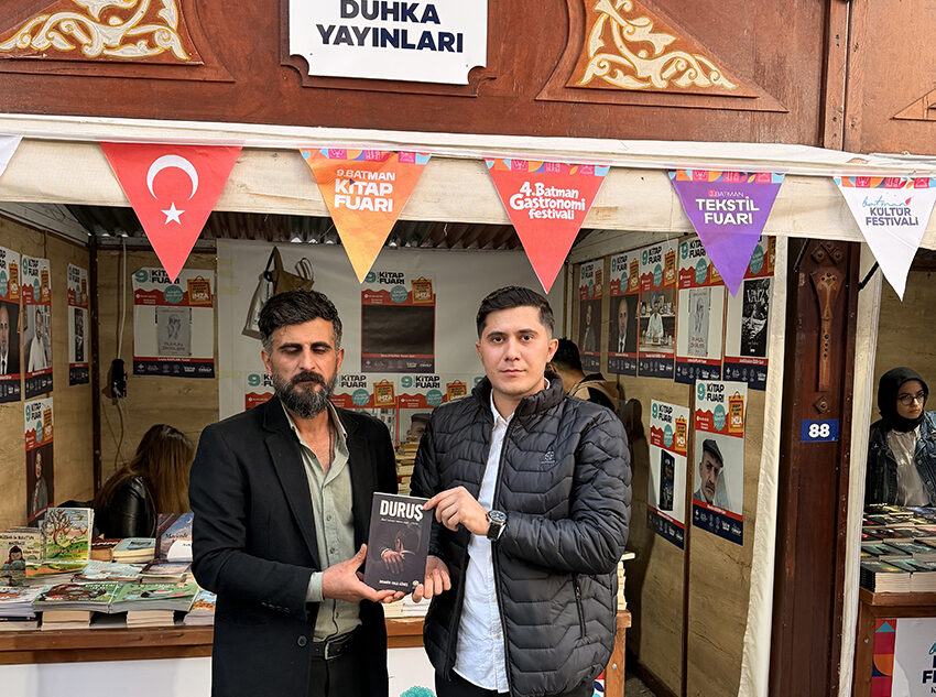 9. BATMAN KİTAP FUARI’NDA GENÇ YAZAR İBRAHİM HALİL GÜNEŞ’TEN “DURUŞ” İLGİSİ