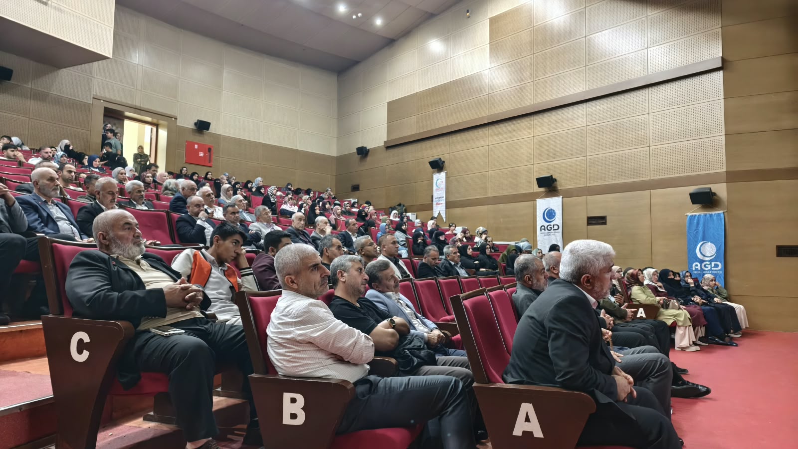 AGD ve MGV Batman’dan “Son Kale Aile” konferansı