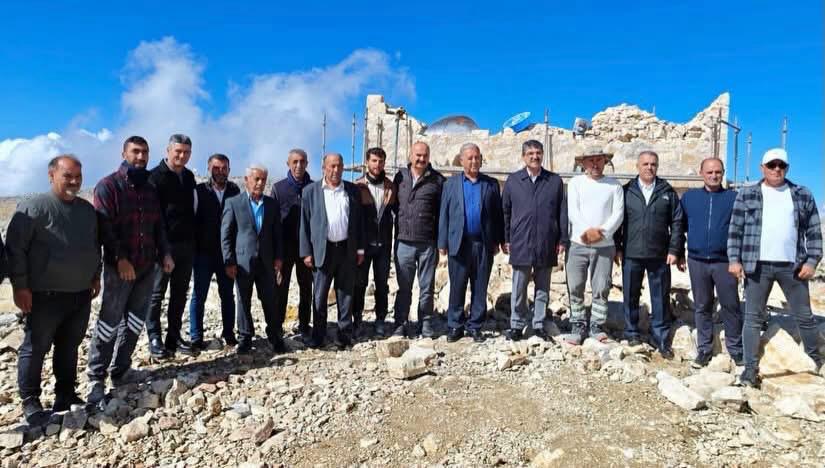 MERETO DAĞI’NDA AYDİŞ MADENCİLİK CAMİ VE KAFETERYA İNŞAATLARINI SÜRDÜRÜYOR