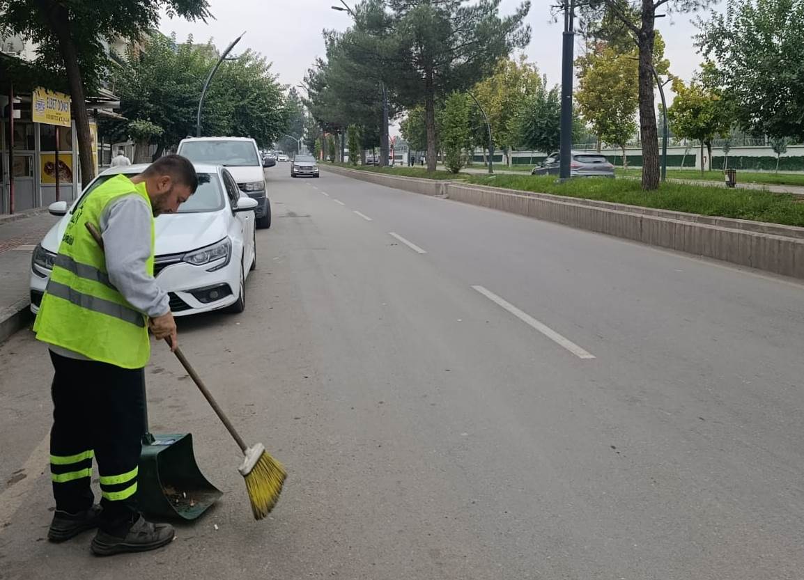 Kent Genelinde Temizlik Seferberliği