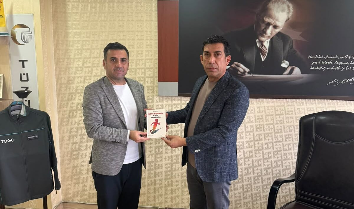 EKREM TÜZÜN’DEN KÖY ÇOCUKLARINA 1.000 KİTAPLIK DESTEK