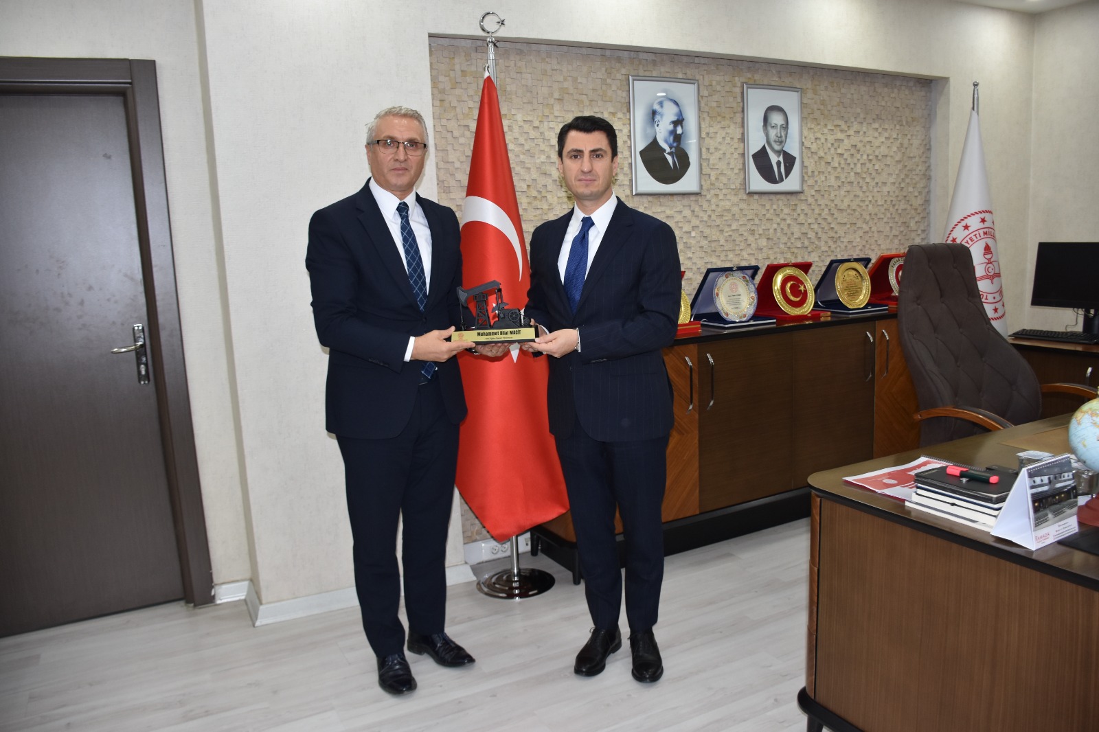 Bakan Yardımcısı Macit ve YEĞİTEK Genel Müdürü Canlı’dan Batman’a ziyaret