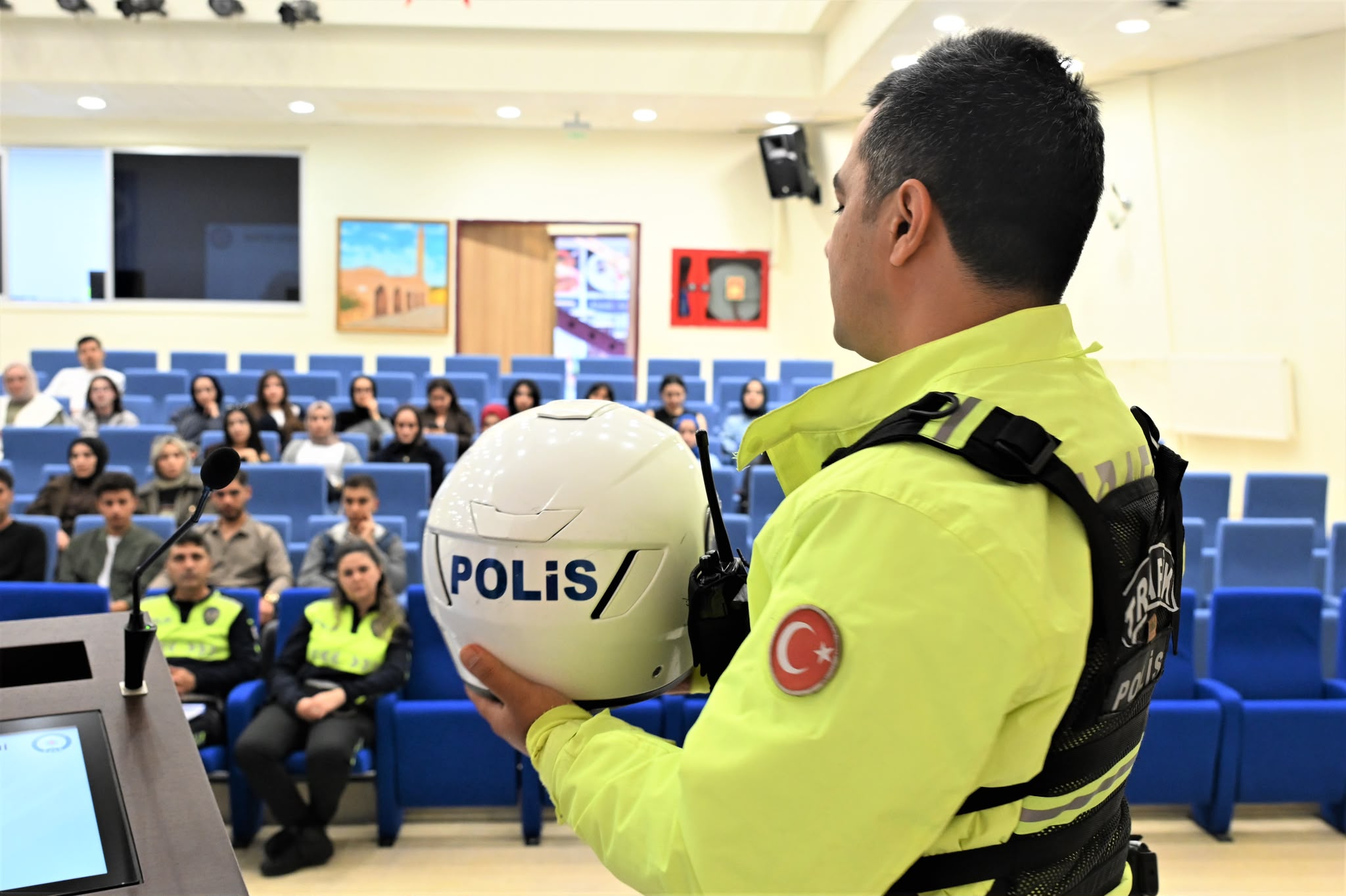 Öğrencilere Güvenli Motosiklet Sürüşü Anlatıldı
