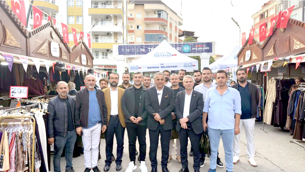 Bayram Demirhan ve İstişare Grubu’ndan Tekstil Fuarı’na Ziyaret