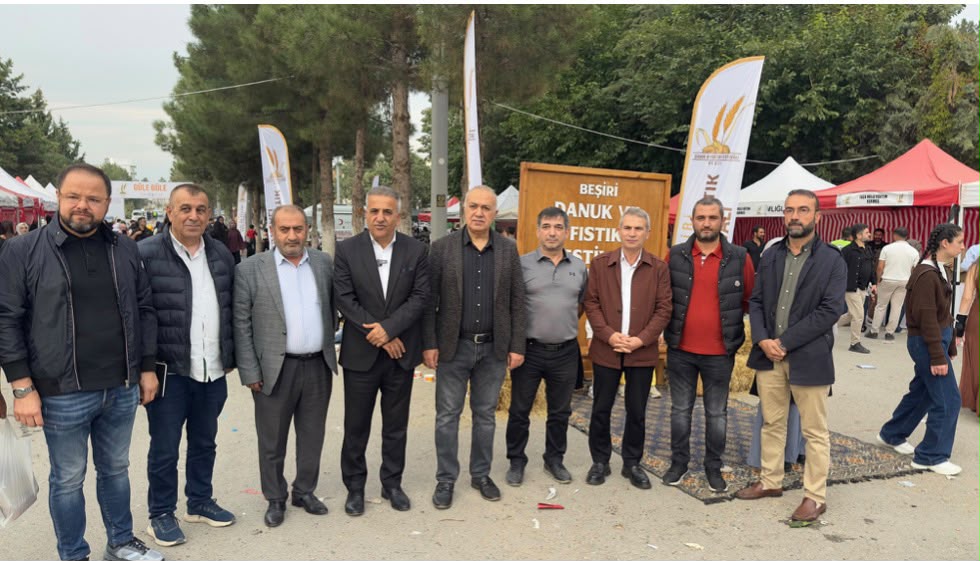 Bayram Demirhan ve İstişare Grubu, Beşiri Danuk ve Fıstık Festivali’nde Vatandaşlarla Buluştu