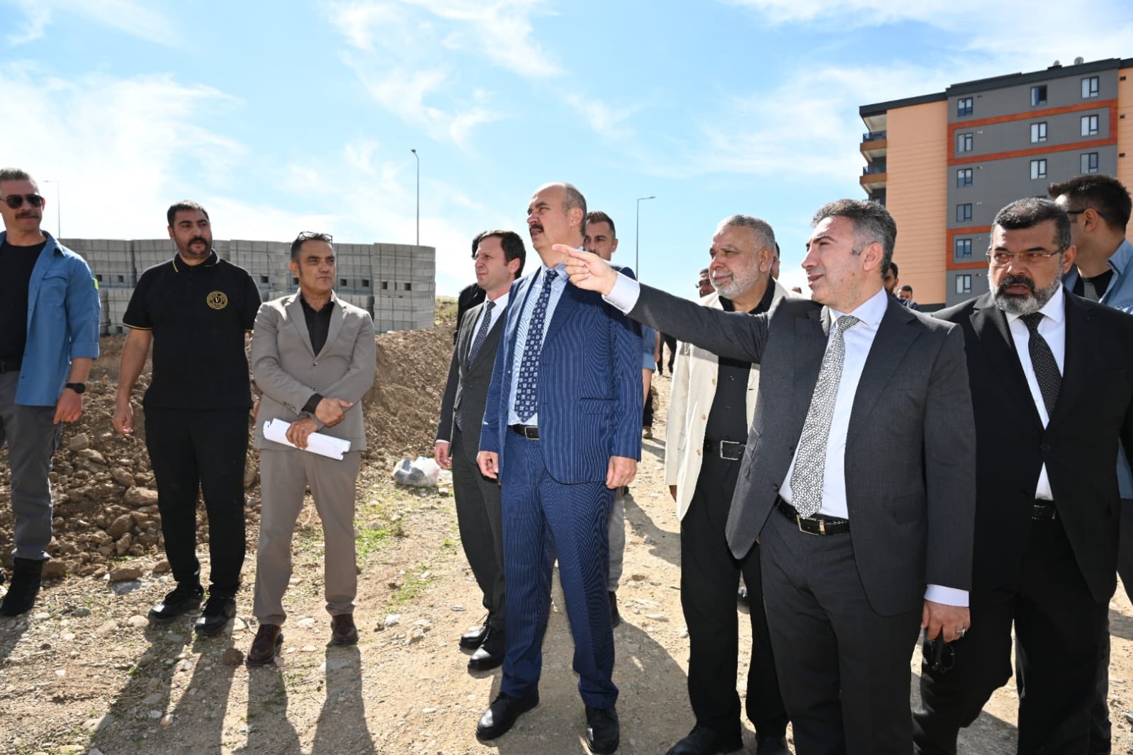Vali Canalp, Kız Hafızlık Kur’an Kursu İnşaatını İnceledi