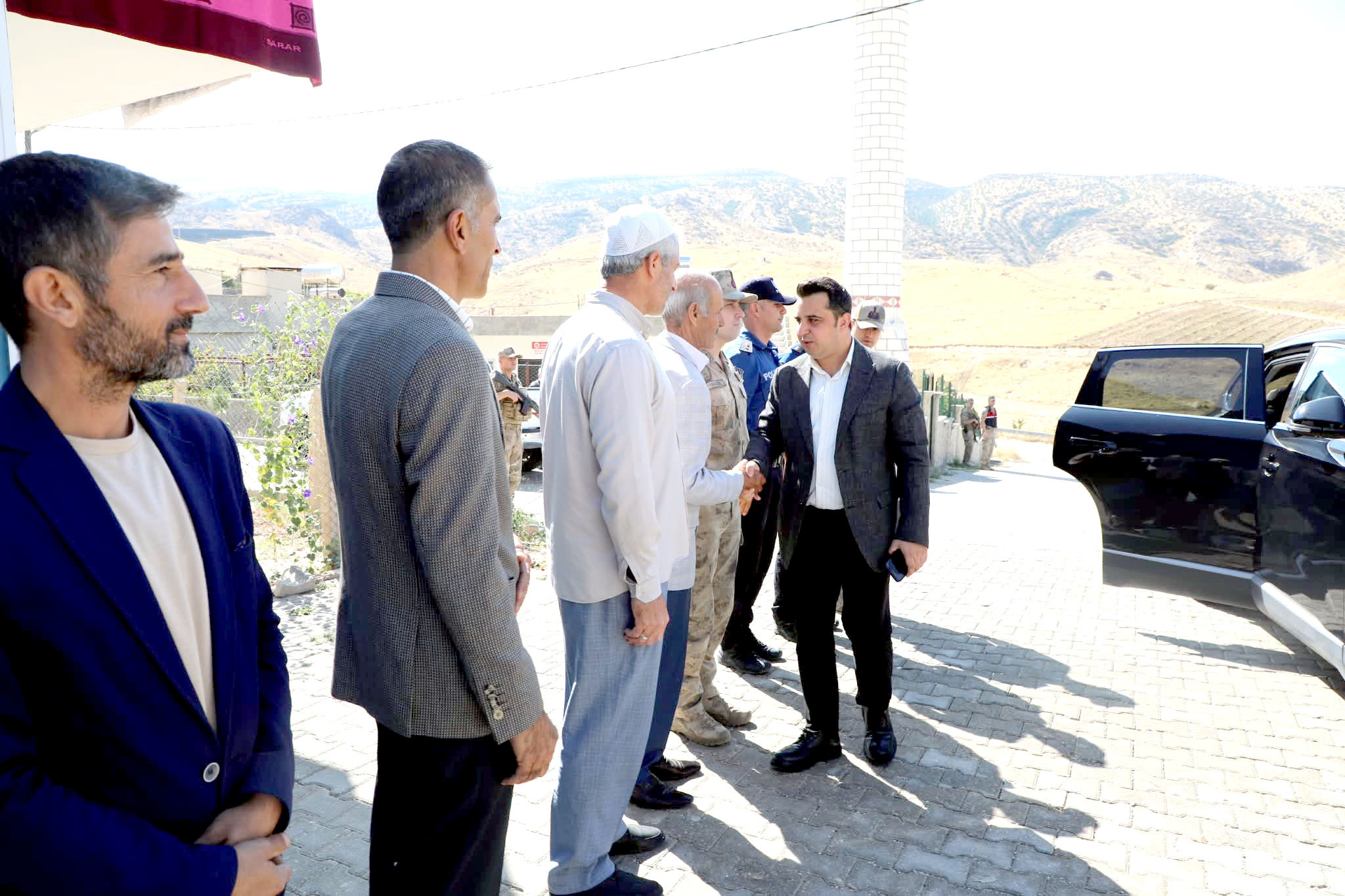 Hasankeyf Kaymakamı köy ziyaretlerinde bulundu