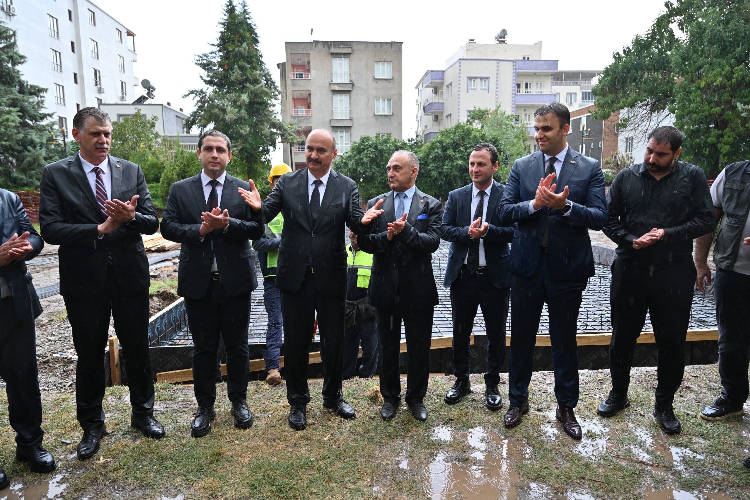 Ekmen’den Vali Canalp’a Emekli Lokali Teşekkürü