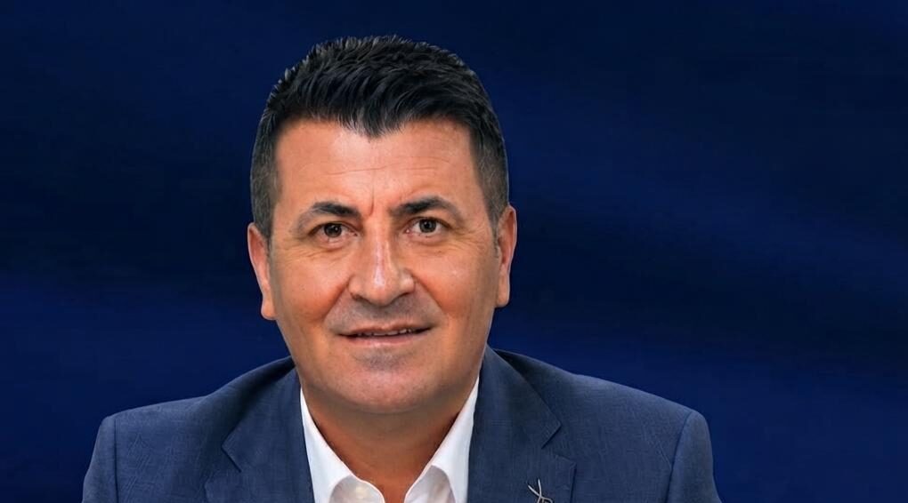 Zengin, Meclis üyeliği için kolları sıvadı